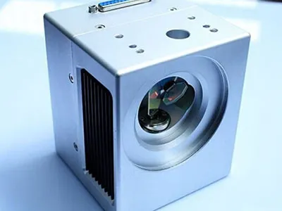 Marcadora láser de fibra (cerrada)